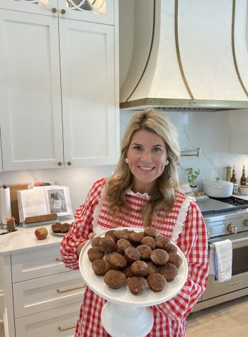Apple cider donut muffins